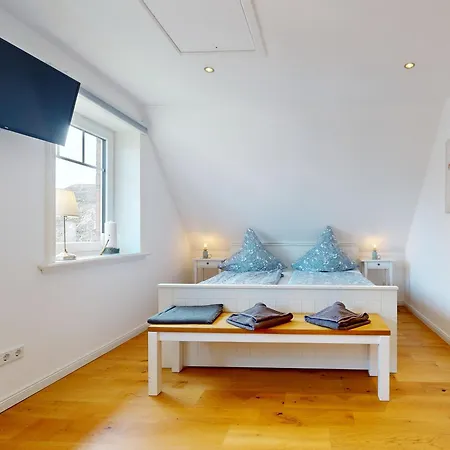 Tills Hüs Semesterbostad