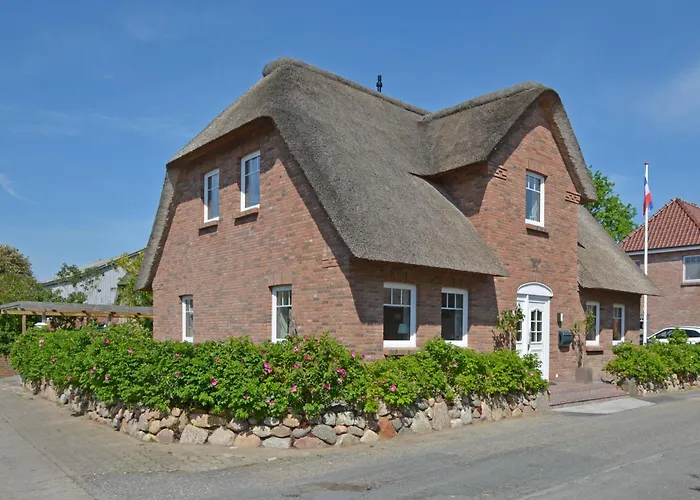 Semesterbostad Tills Hüs *