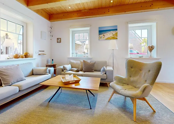 Semesterbostad Tills Hüs