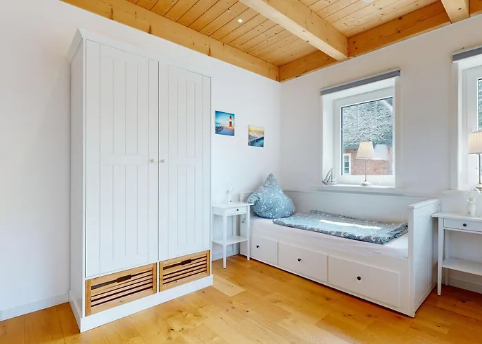 Semesterbostad Tills Hüs